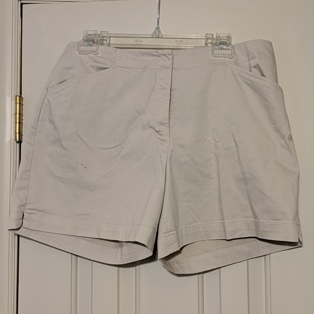 Tan Nike Drifit Golf Shorts